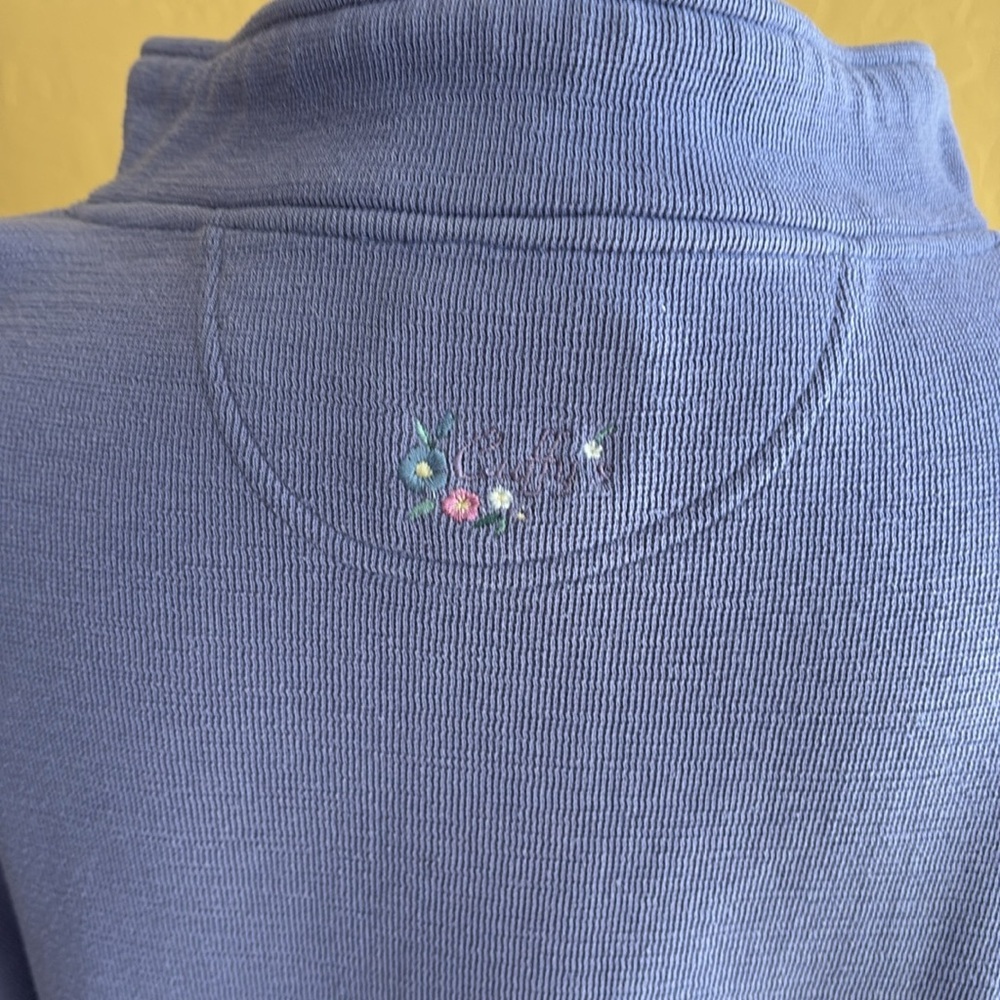 Cuffy’s women’s sweater - Picture 3 of 9